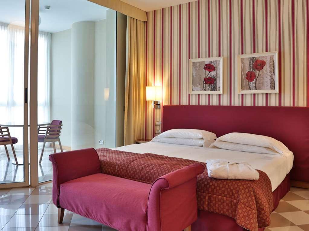 Una Hotels The One Milano Hotel & Residence San Donato Milanese Zimmer foto