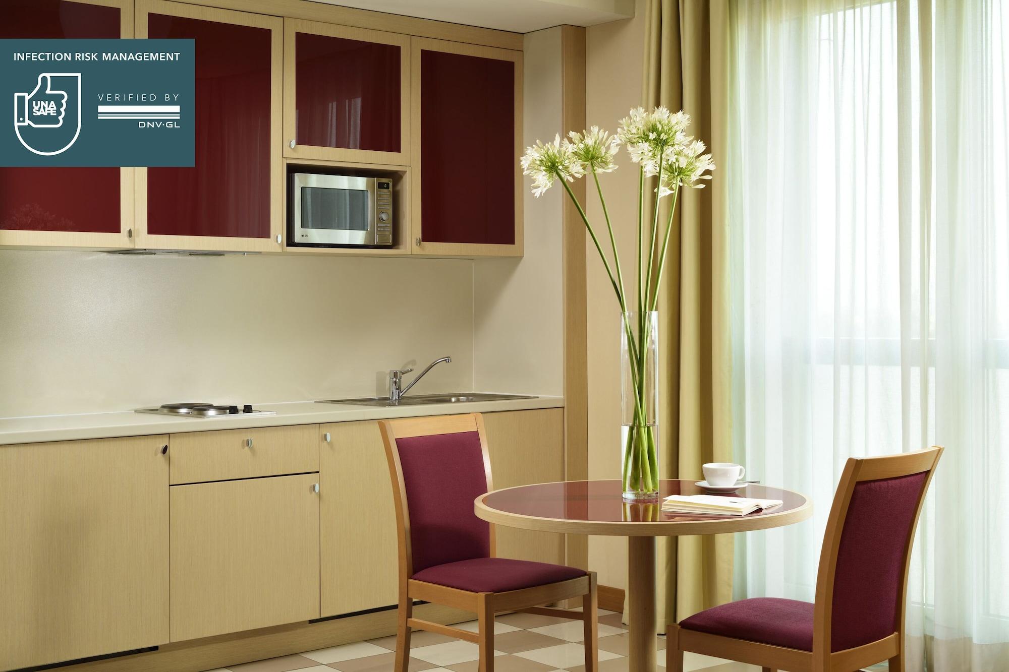 Una Hotels The One Milano Hotel & Residence San Donato Milanese Exterior foto